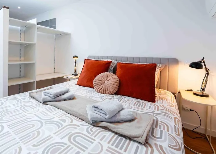 Апартаменты L'intime - Cozy & Air-conditioned Duplex - Near Carcassonne Pennautier